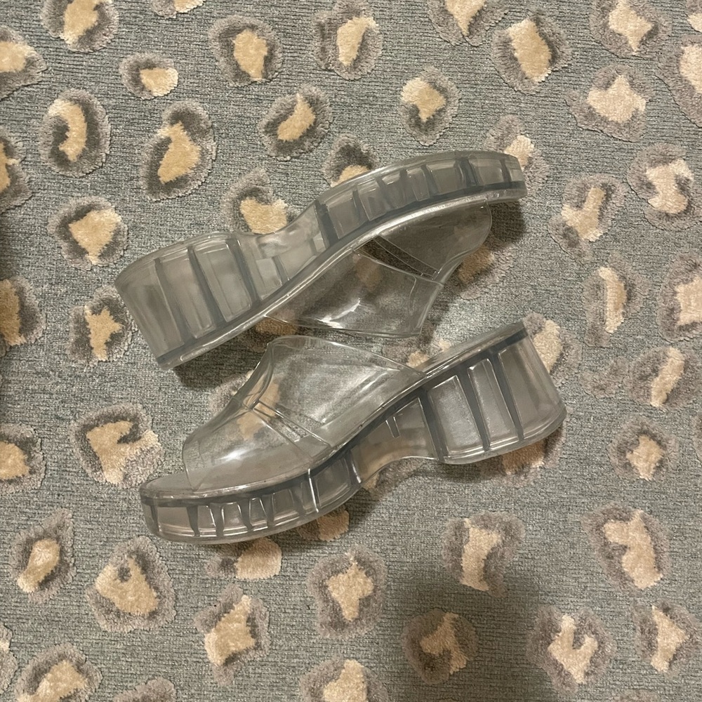 Jeffery Campbell platforms